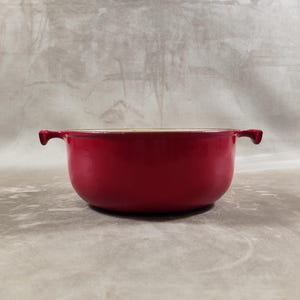 LE CREUSET Red Enamelled Cast Iron Dish Made in France Vintage 1980