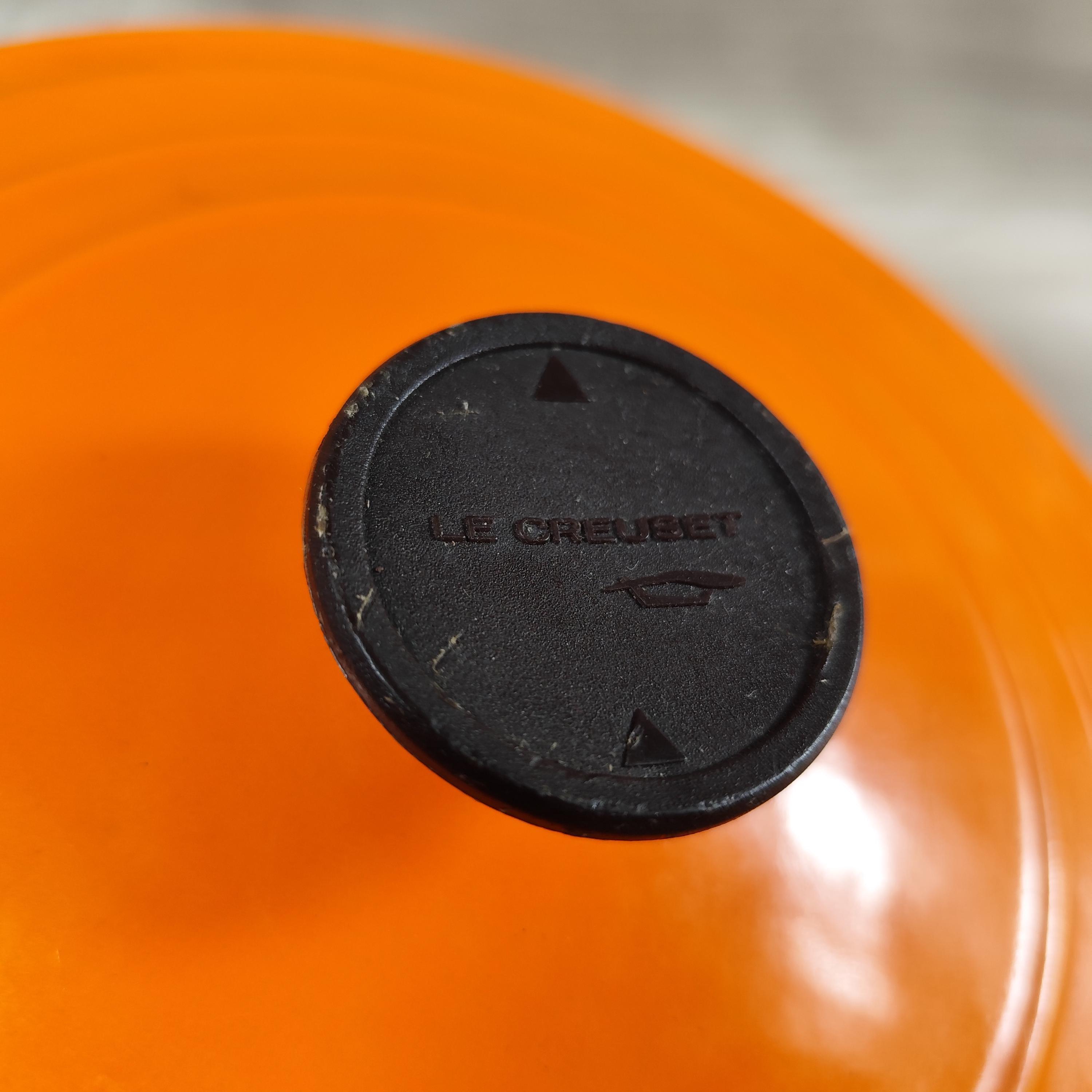 A2/ ️vintage le creuset cocotte en fonte émaillée orange bon etat