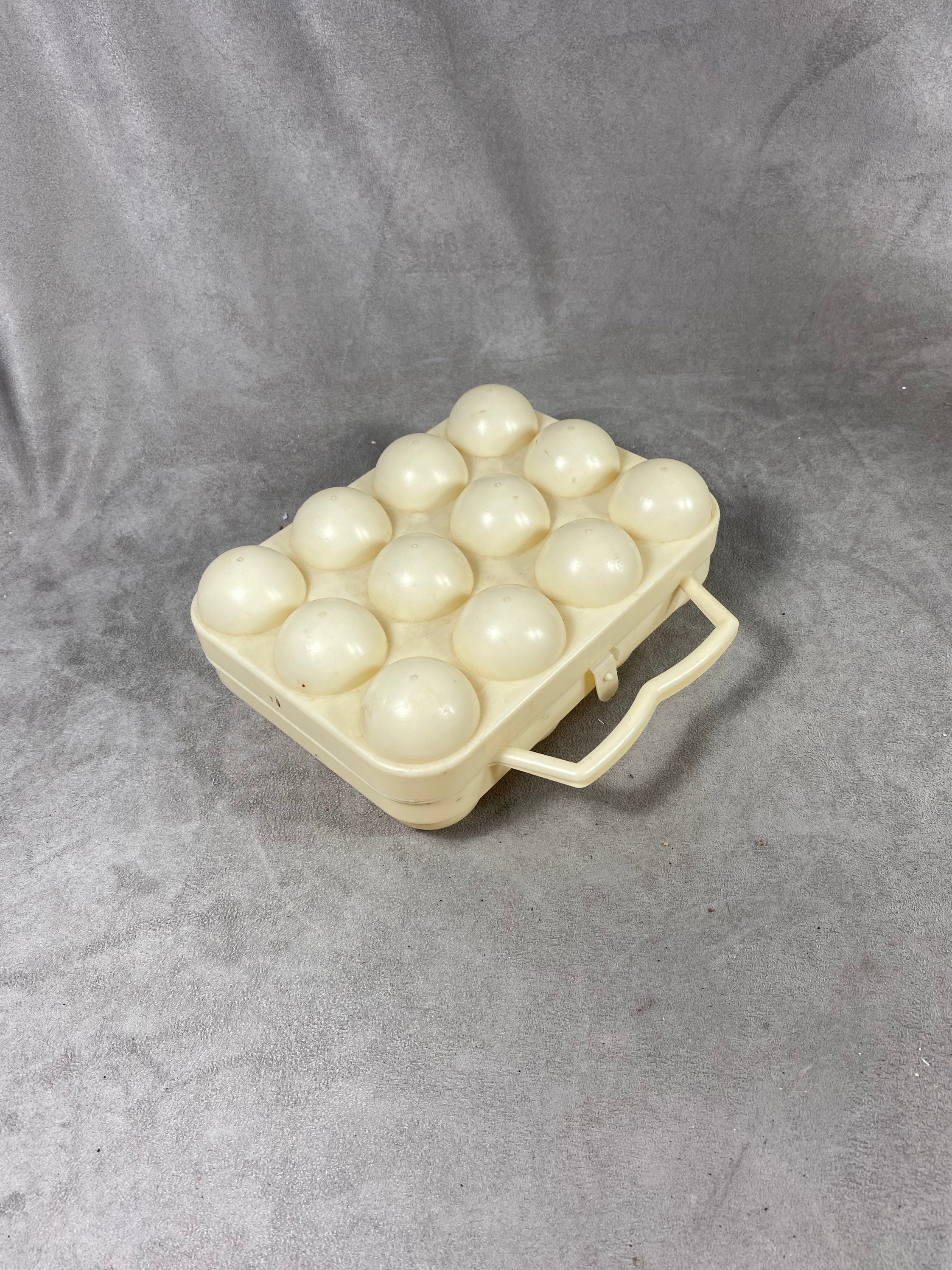 Boite à Oeufs Pour 12 en Plastique Blanc Vintage Rétro Cuisine Années 1970 Made in France