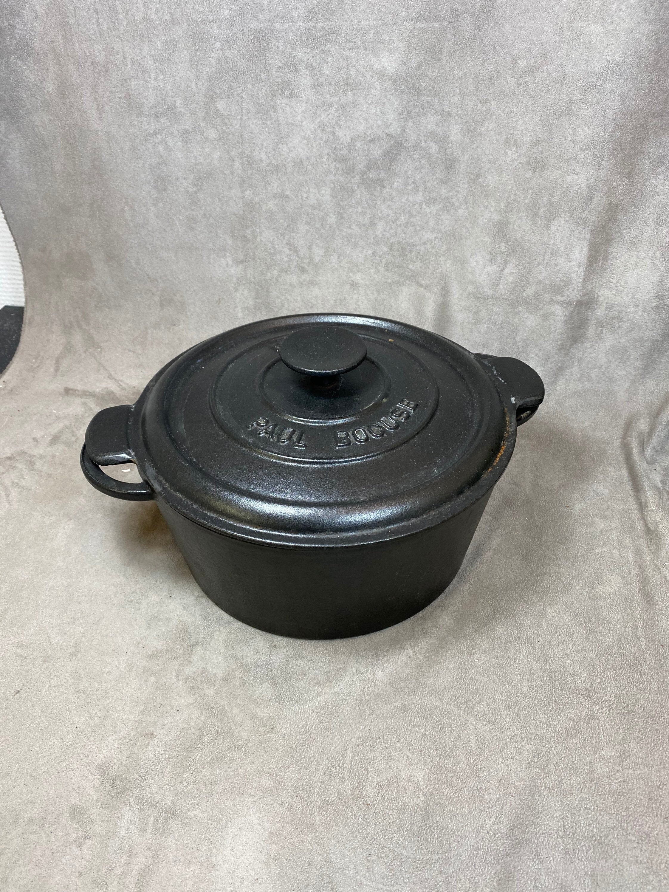 LE CREUSET ~ 2 in 1 CAST IRON Doufeu Dutch Oven Grill Lid OVAL 7 1/2 Q #32  Blue