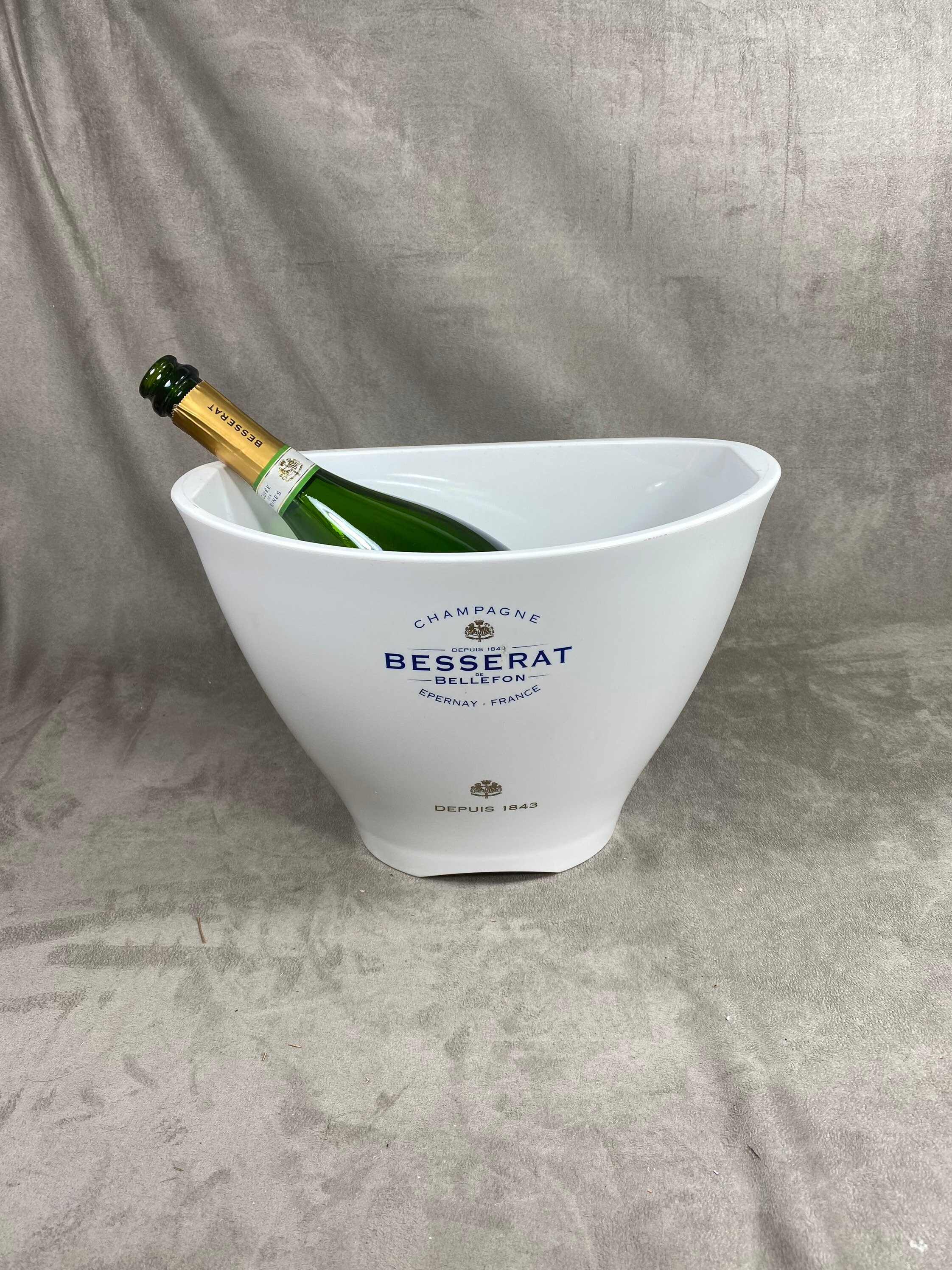 Vasque à Champagne en Plastique Blanc Champagne Besserat de Bellefon Vintage Made in France