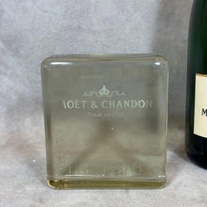 RARE Press paper glass decoration by Waltersperger for champagne Moet and Chandon &quot;L&#39;esprit du siècle&quot; vintage Made in france
