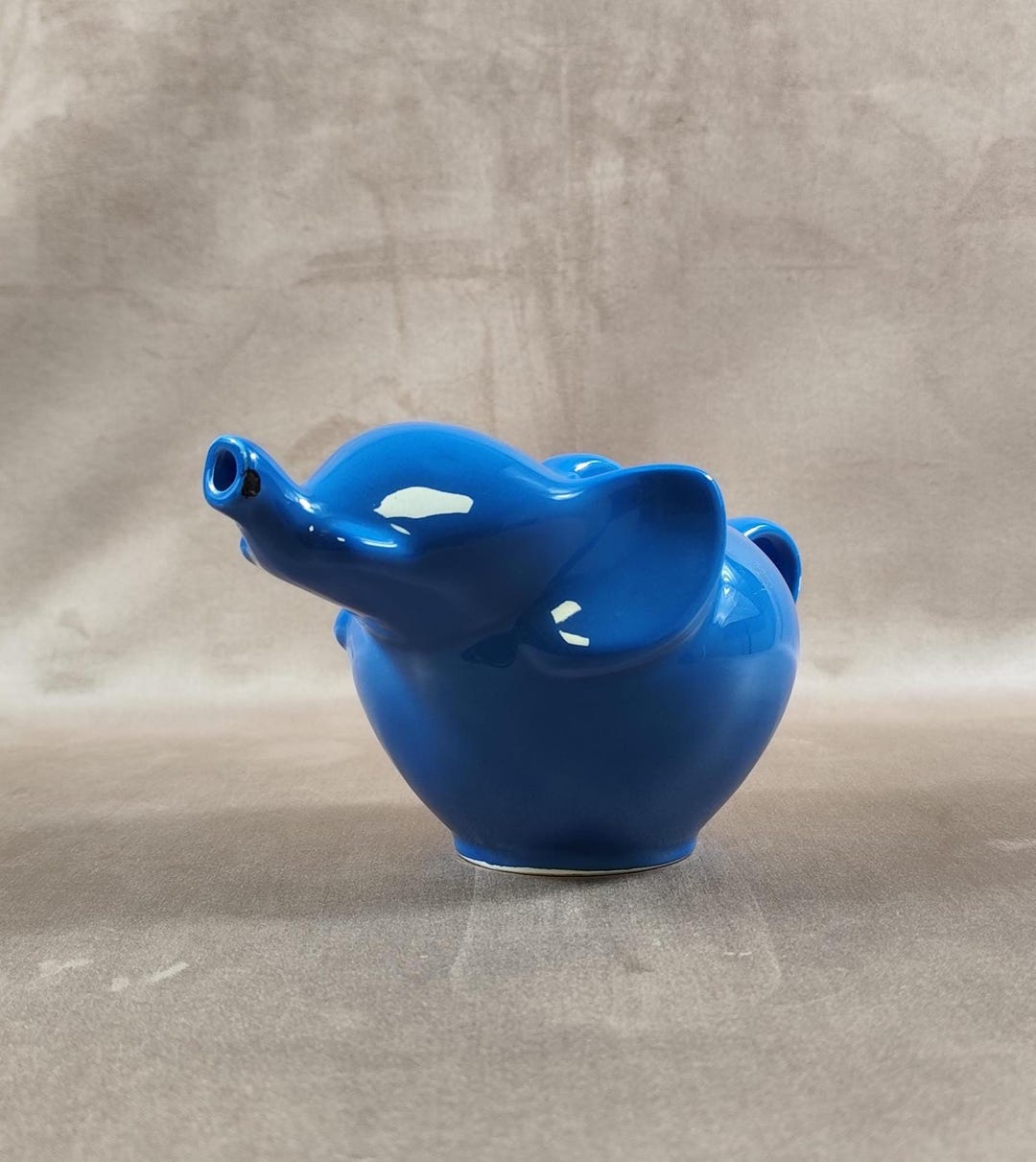 Théière Céramique Bleue – Forme éléphant – Fabrication Française – Vintage