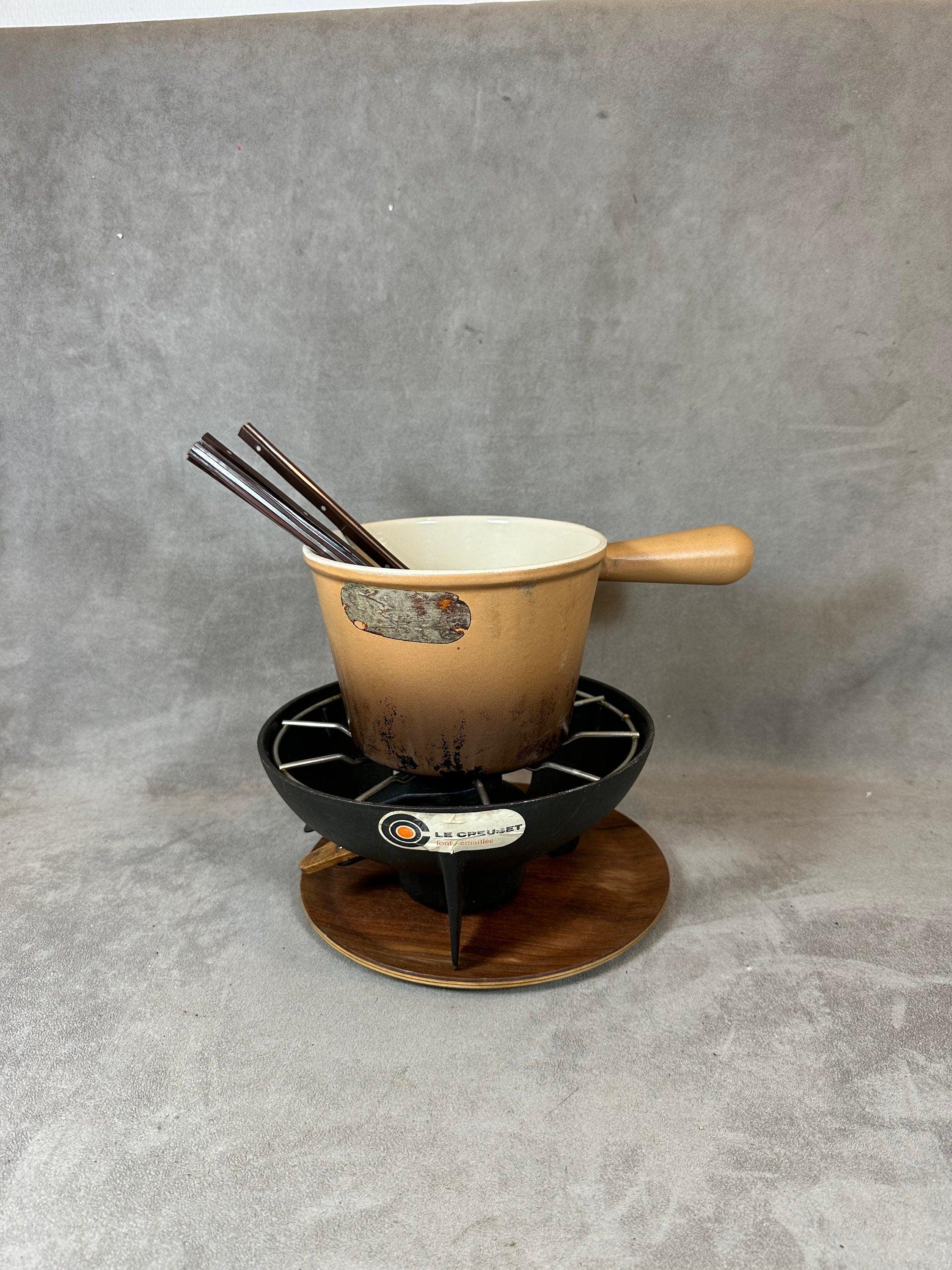 Service à Fondue En Fonte Cousances Le Creuset - Vintage 1980 - Neuf