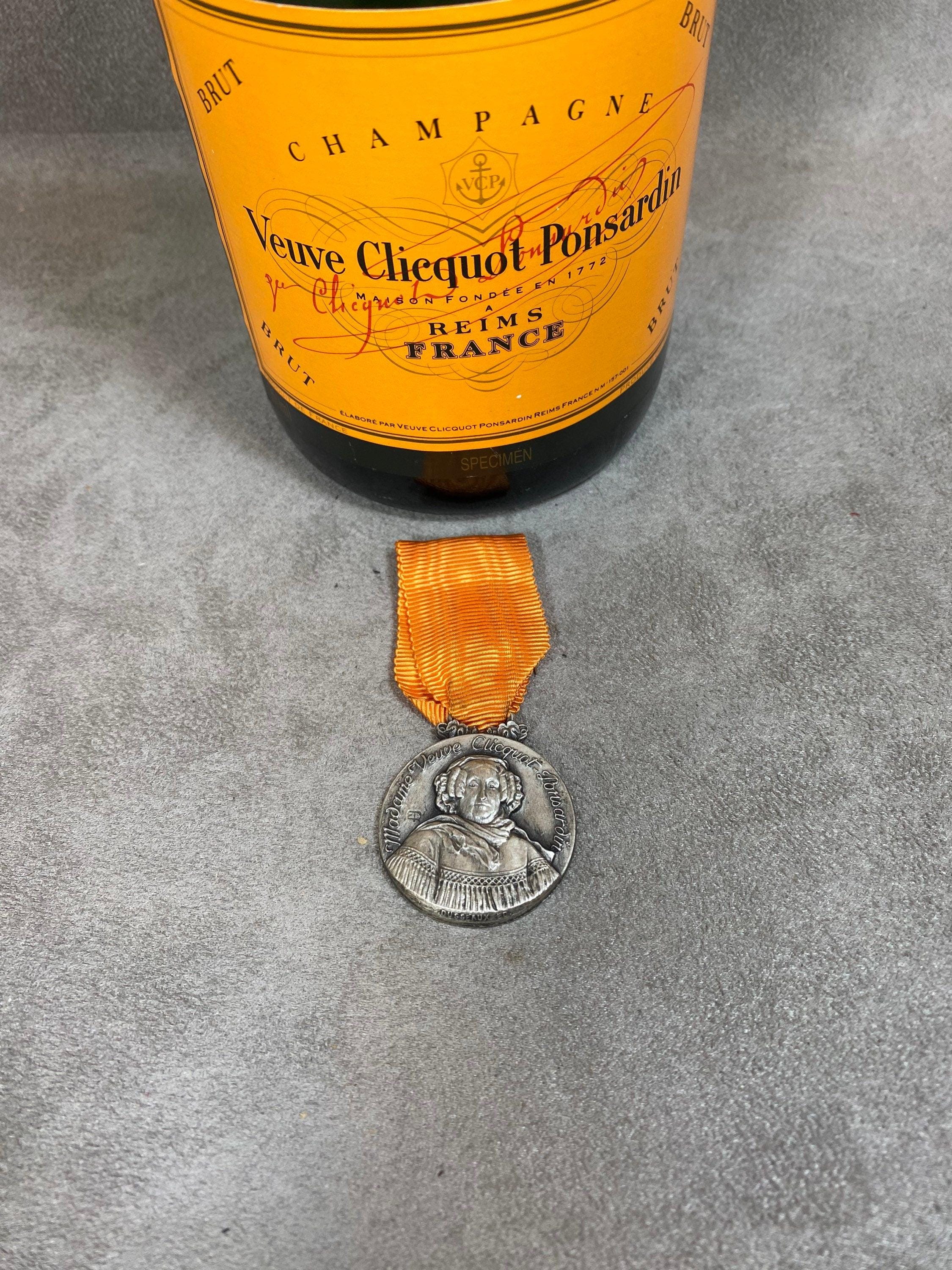RARE Veuve Clicquot Brass Medal With the Effigy of La Grande RARE Veuve Clicquot Brass Medal With the Effigy of La Grande