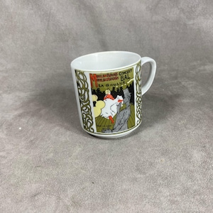 Moulin Rouge advertising mug in Paris vintage Made in France