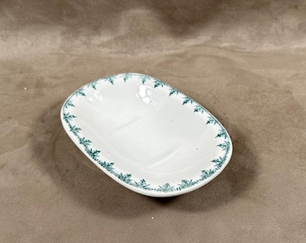 ヴィンテージのサン・アマン陶器製ソープディッシュ。1900年フランス製