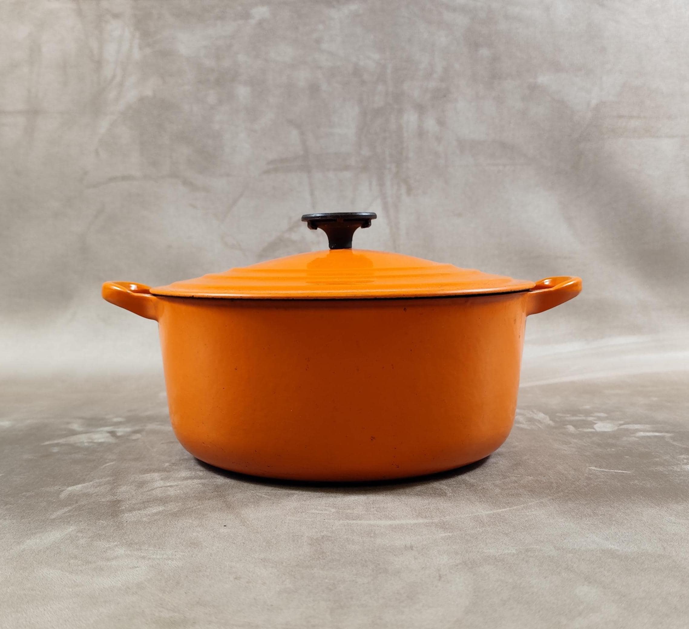 ル・クルーゼ　16cm 新品未使用品　オレンジ　LE CREUSET LE CREUSET ルクルーゼ 片手鍋 16cm LE CREUSET ルクルーゼ ウィンザー