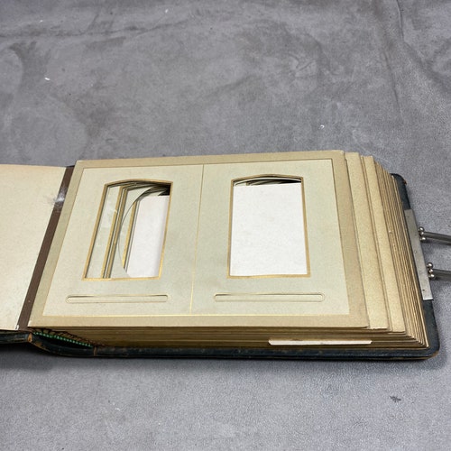RARE Beautiful photo album in green leather and metal Made in France shops 1890s