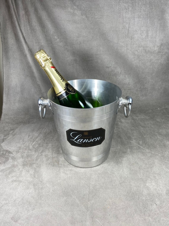 Пару постеров старой рекламы алкоголя. Шампанское Lanson Пару постеров старой рекламы алкоголя. Шампанское Lanson История,Алкоголь,Вино,Реклама