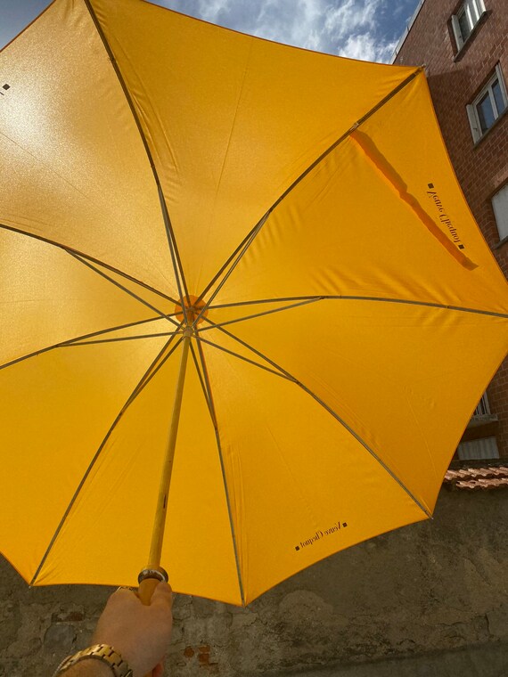 RARE Veuve Clicquot Vintage Orange Polyester Umbrella… Gem