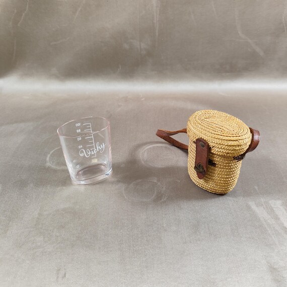 3 verres de curiste avec étui en osier et paille. Ouraline | Kaufen auf