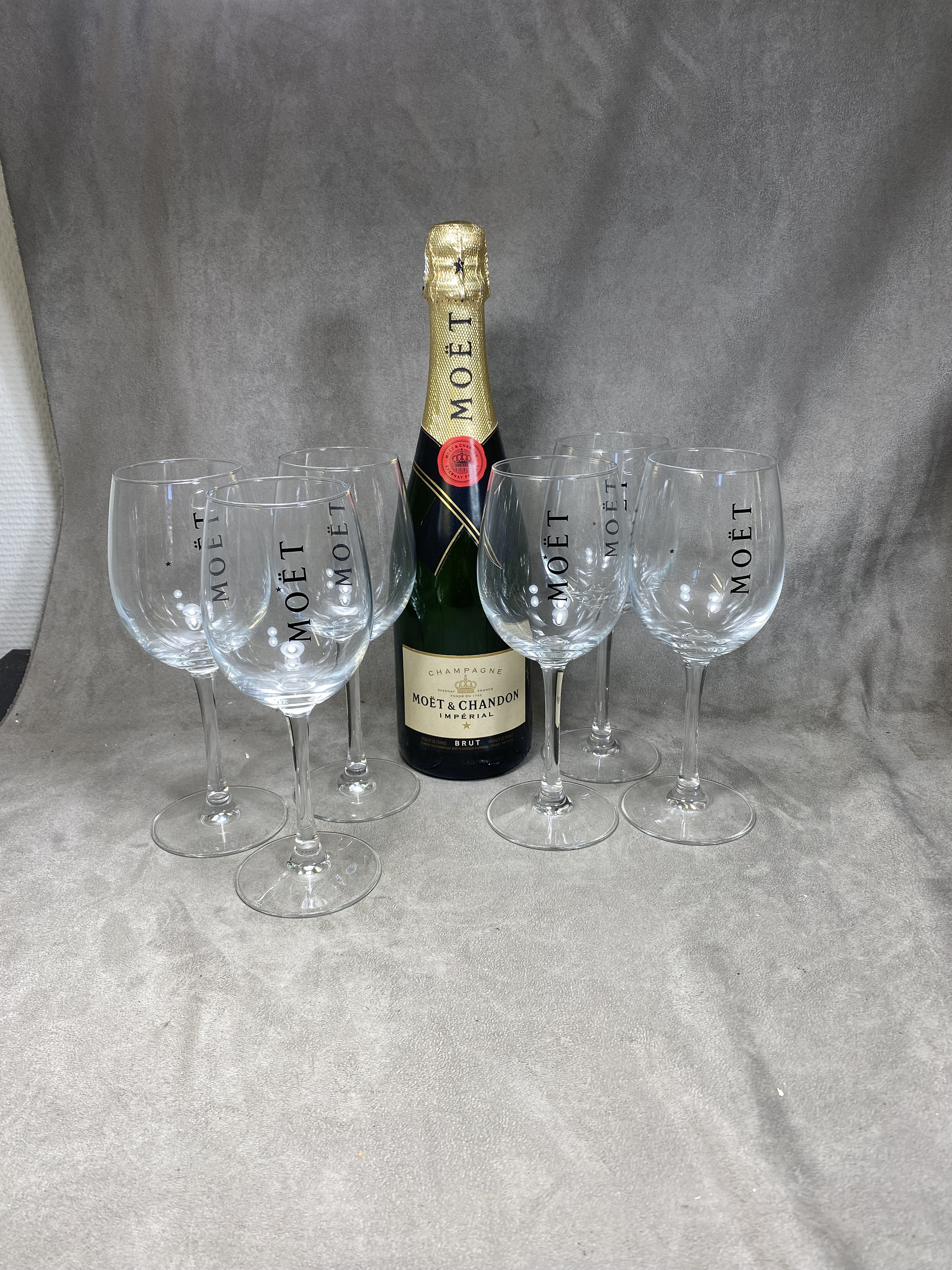 Rare Lot de 6 Flutes à Champagne Moet et Chandon en Cristal Vintage Made in France