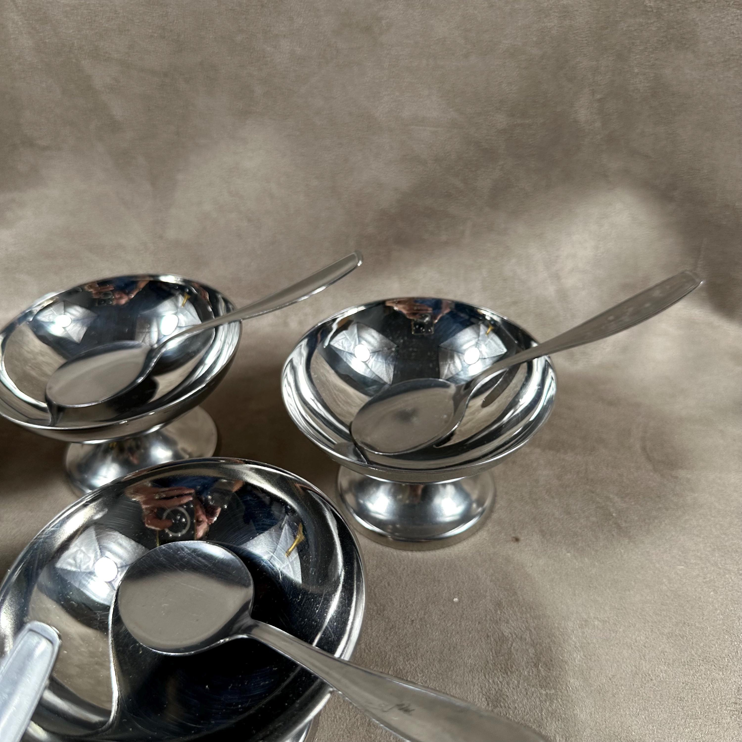 Coupes à glace ou dessert , vintage , en inox 18/10 ( lot 6