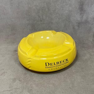 Vintage Gelber Delbeck Champagner-Aschenbecher aus Keramik, hergestellt in Frankreich, 1980er Jahre
