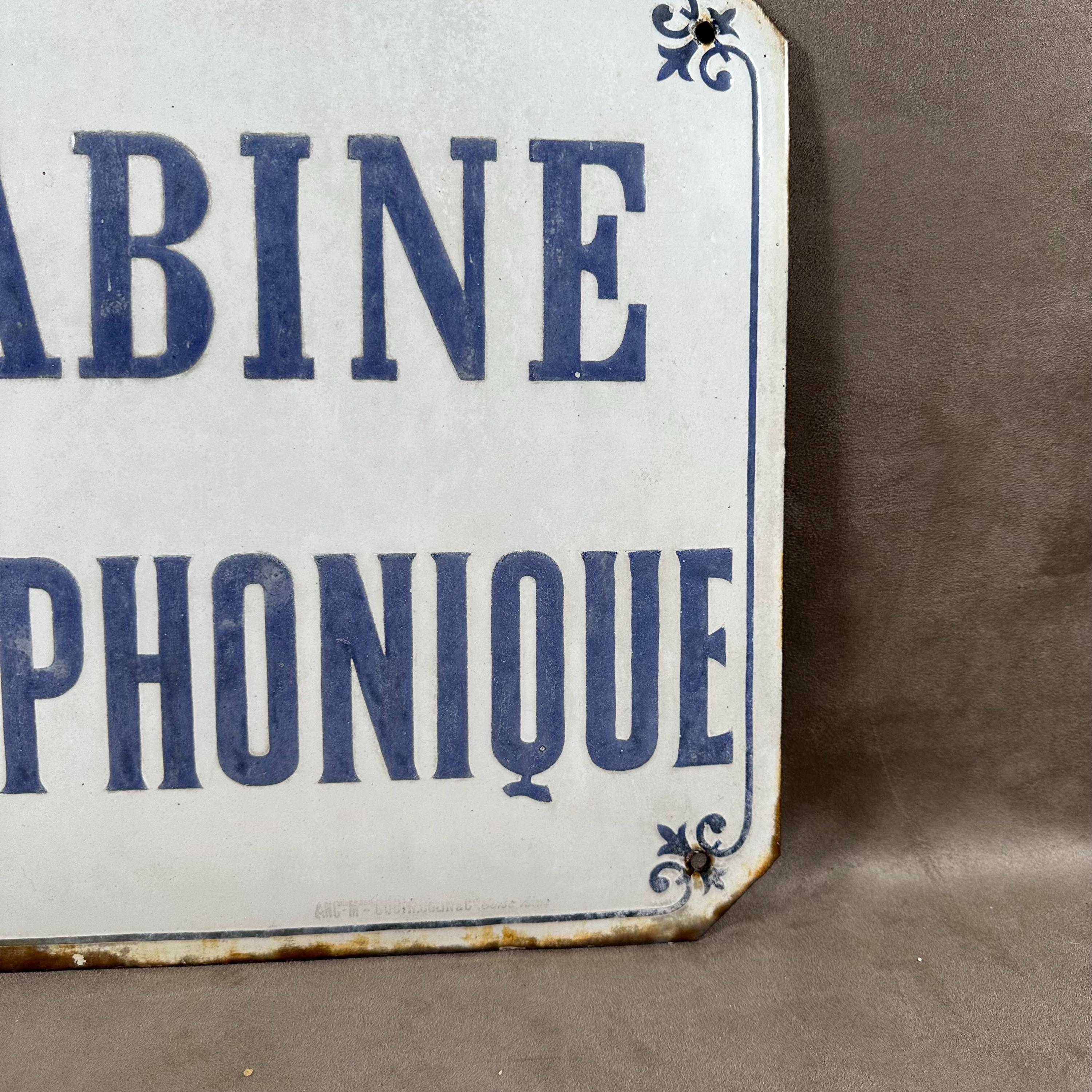希少なヴィンテージのエナメルサイン「電話ボックス」。白と青の