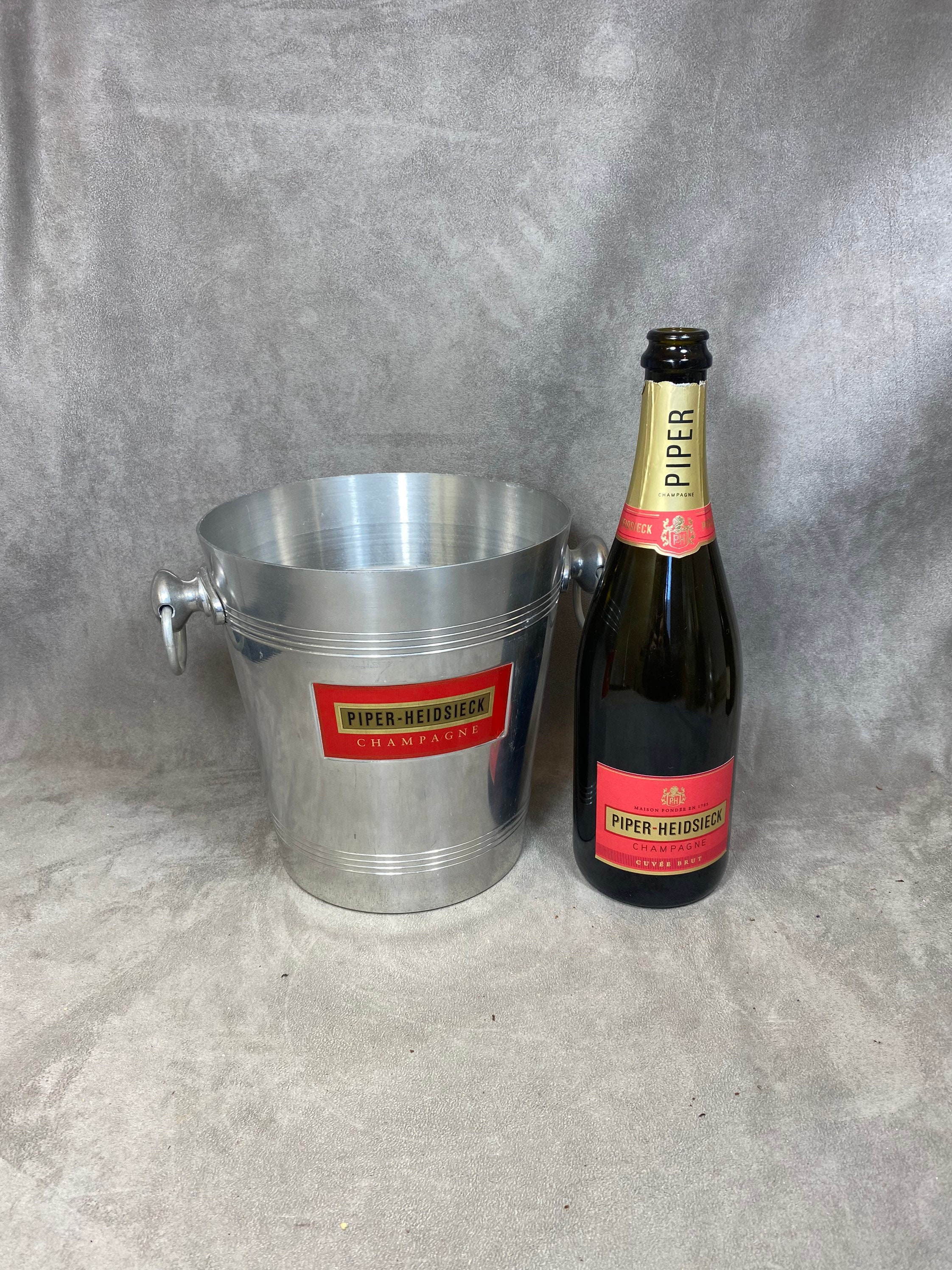 Magnifique Seau À Champagne