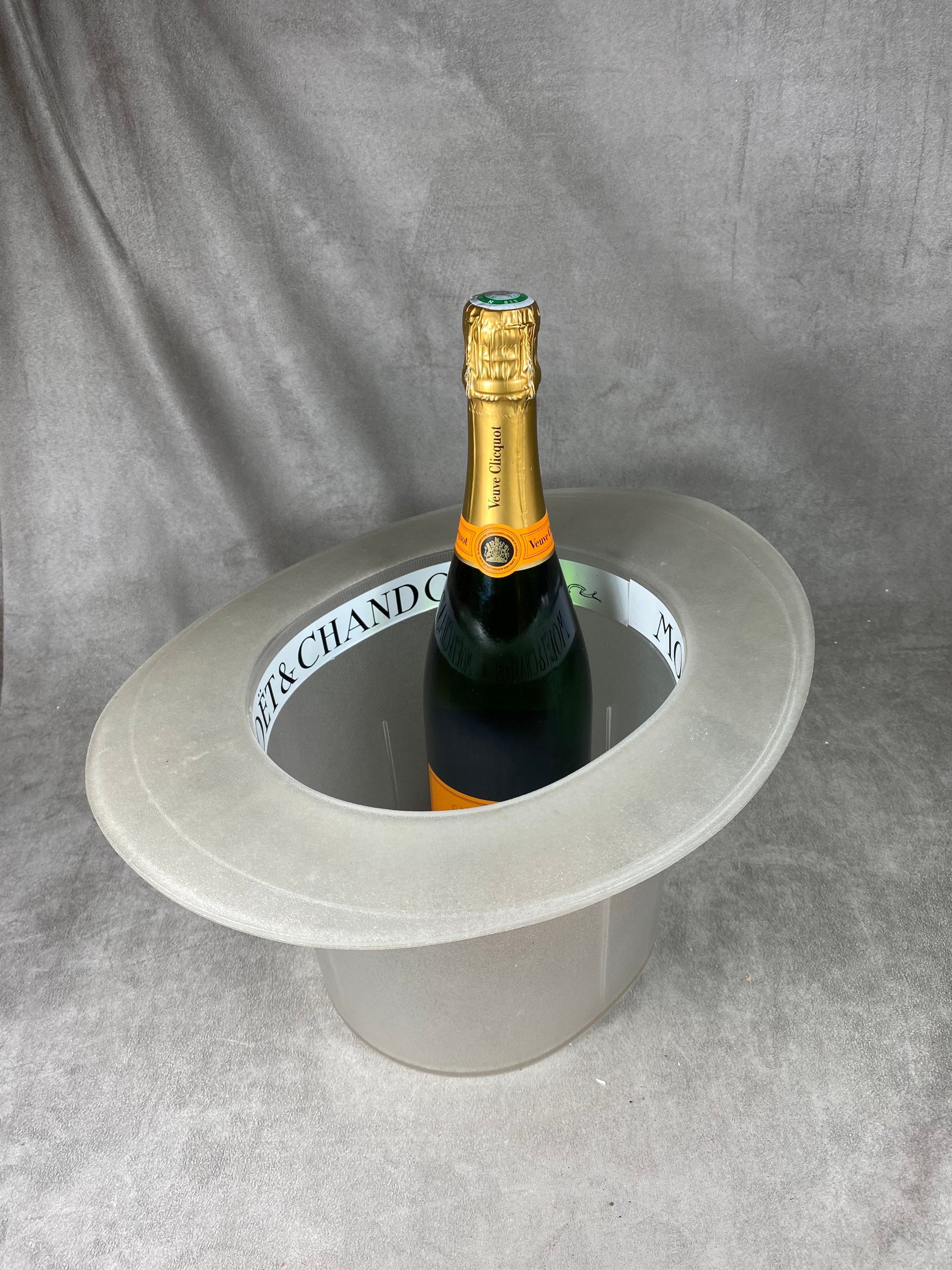 Seau Moët et Chandon Chapeau Haut-De-Forme Transparent Made in France Vintage