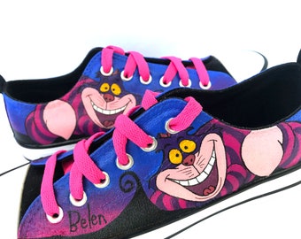 Cheshire Cat Painted Sneakers, Alice Cat Canvas-Schuhe, maßgeschneiderte Converse, Katzenstiefel, High-Top-Trainer