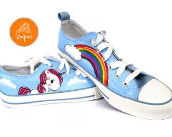 Eenhoorn regenboogschoenen, gepersonaliseerde Painted Sneakers, canvasschoenen, aangepaste converse, eenhoorn sneakers, lage tops, trainers voor volwassenen