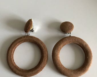 Funky 80s style retro vintage earrings.Mooie vintage klipoorbellen, jaren 80 stijl.