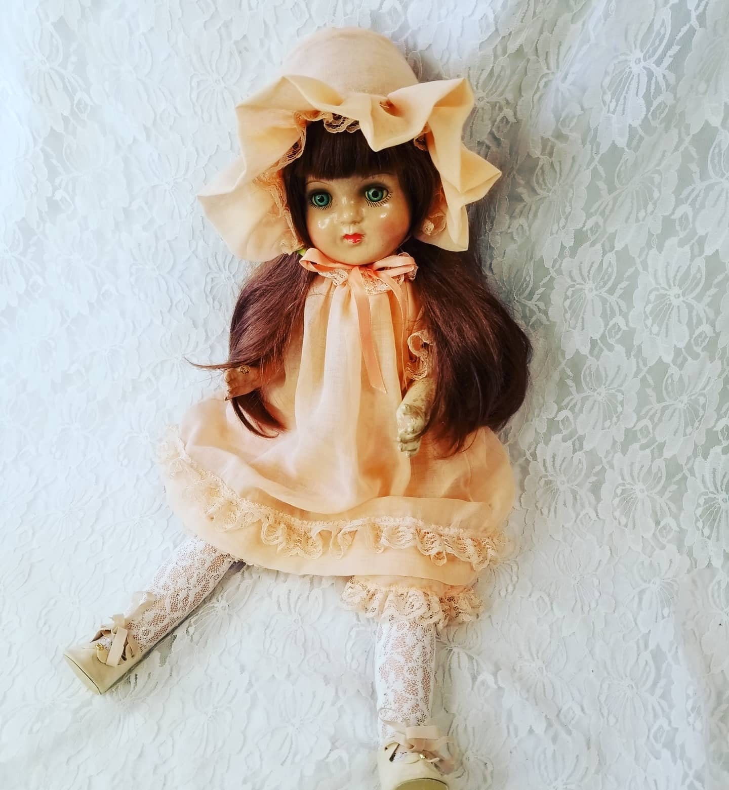 doll lola