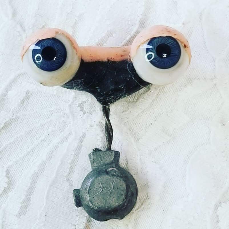 doll eye restoration