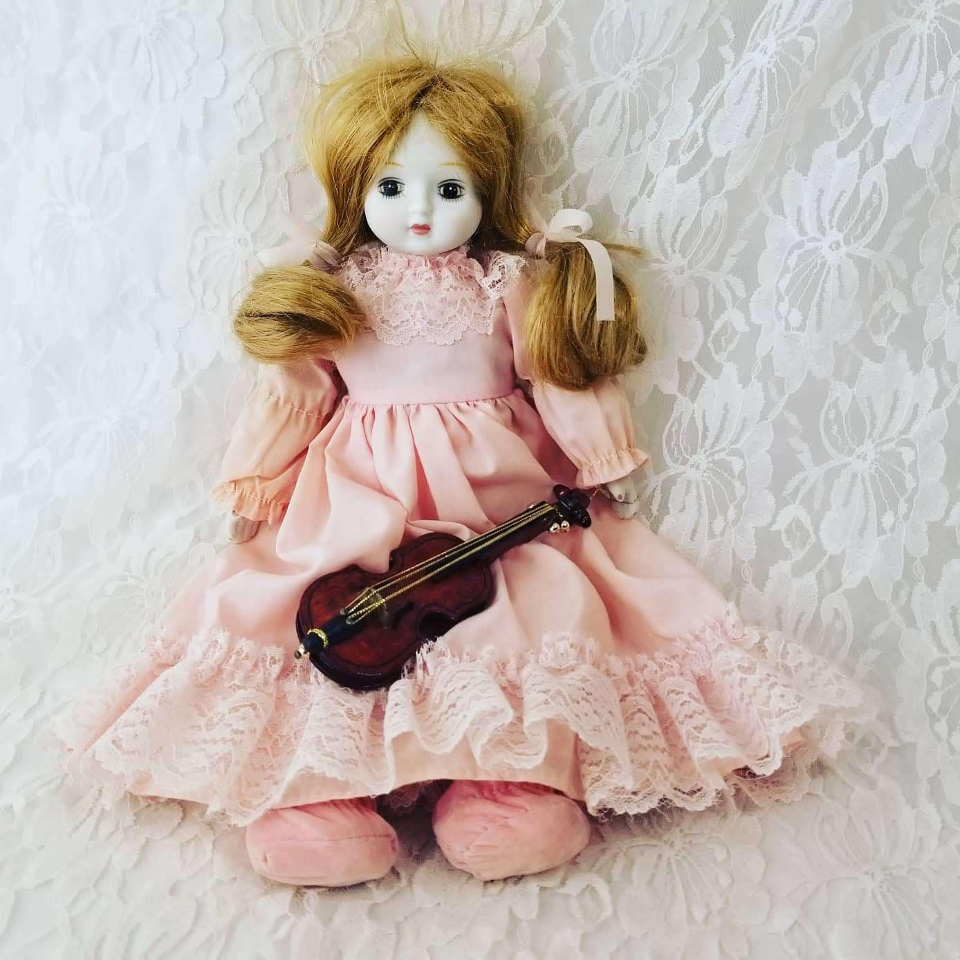 albert e price dolls