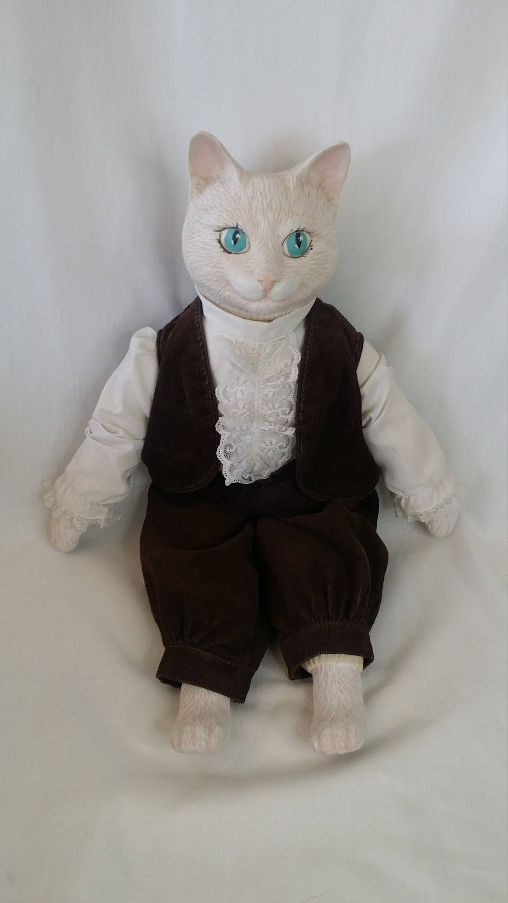 vintage porcelain cat dolls