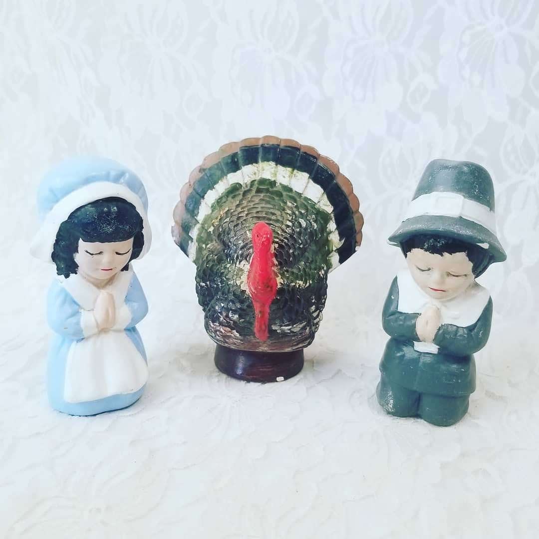 Thanksgiving Decor Vintage Praying Pilgrim Boy And Girl Figurines With Turkey Hand Painted Thanksgiving Table Decorations