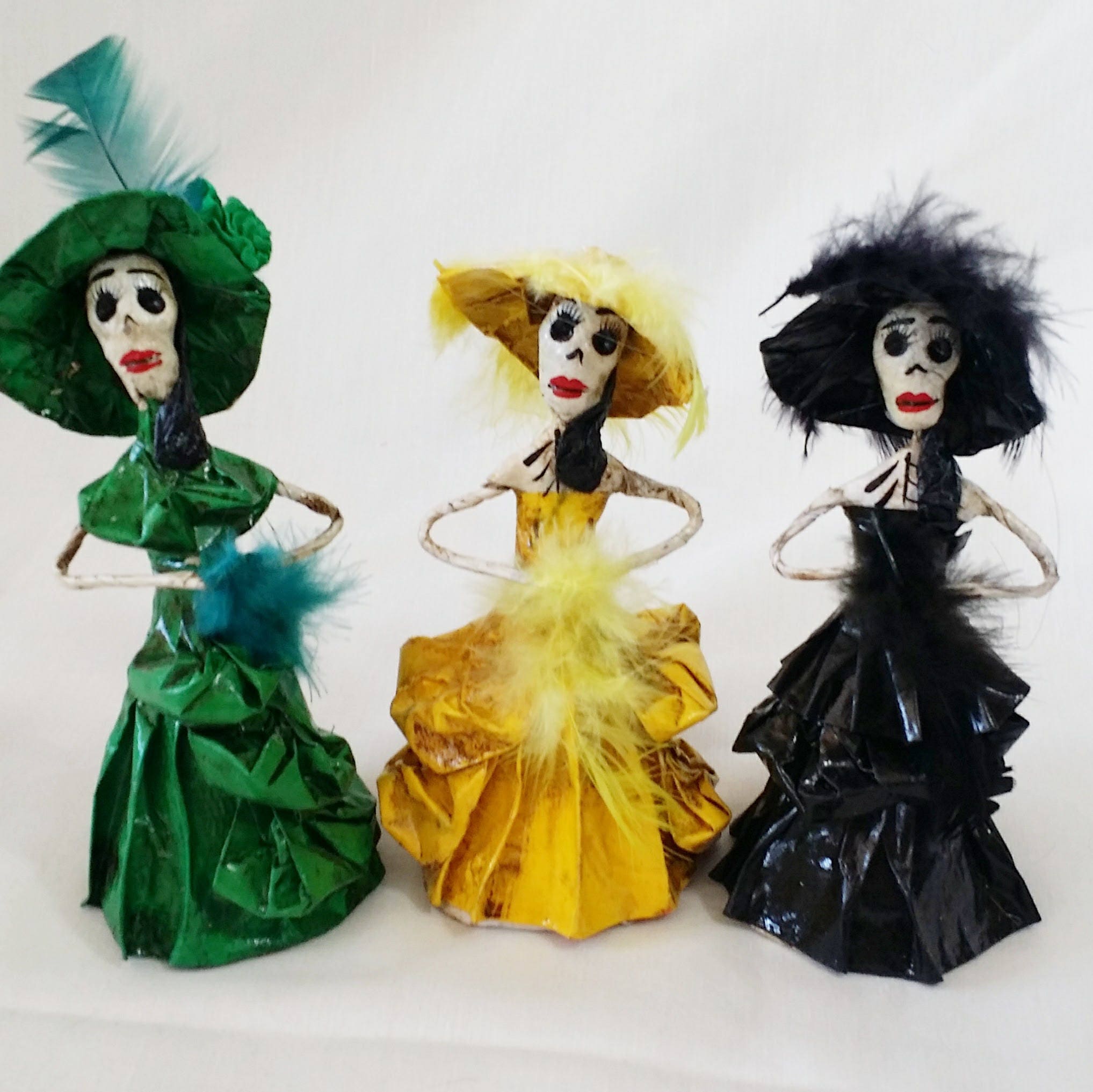 mexican day of the dead dolls