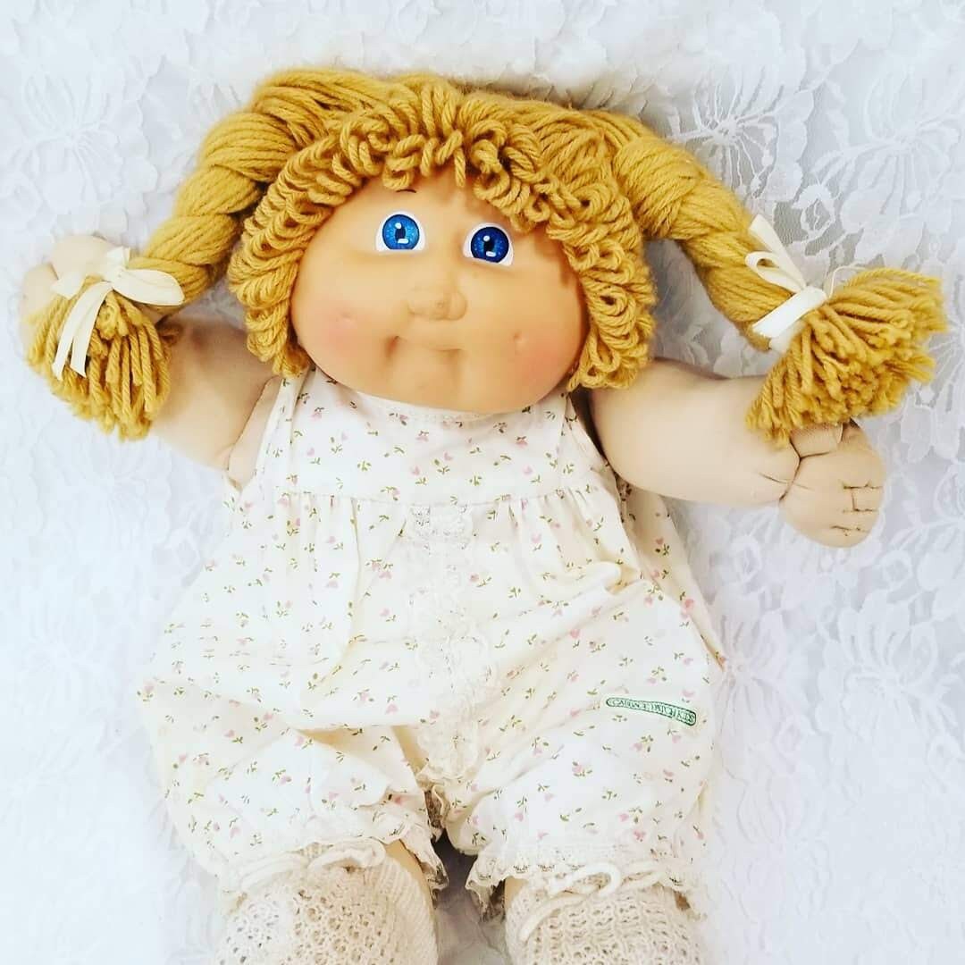 cabbage patch doll xavier roberts 1985