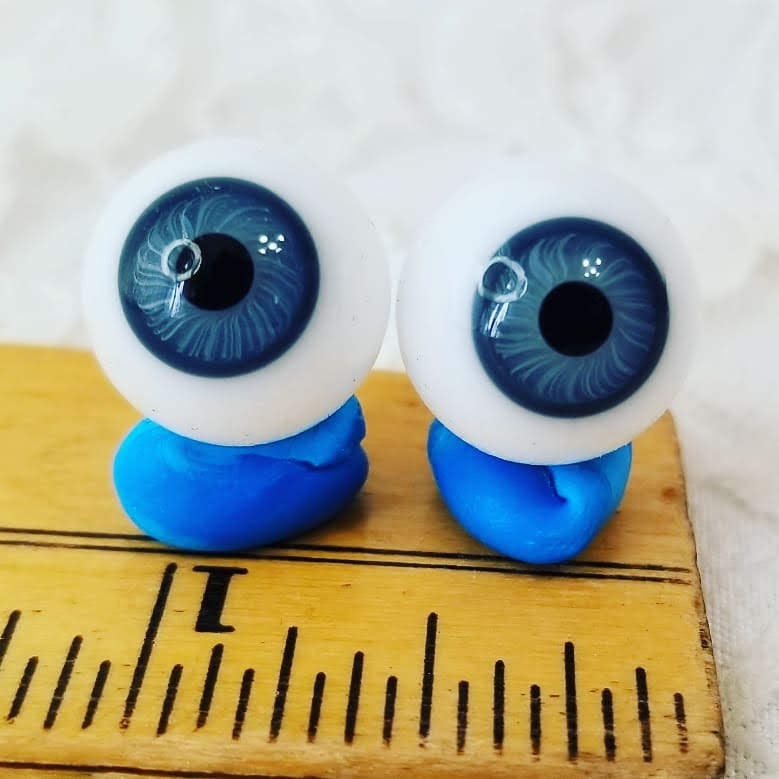 doll eye restoration