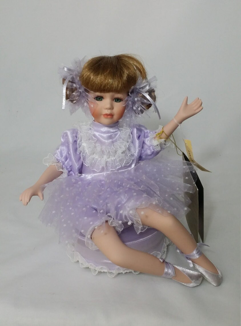 seymour mann connoisseur doll collection mcmxcviii