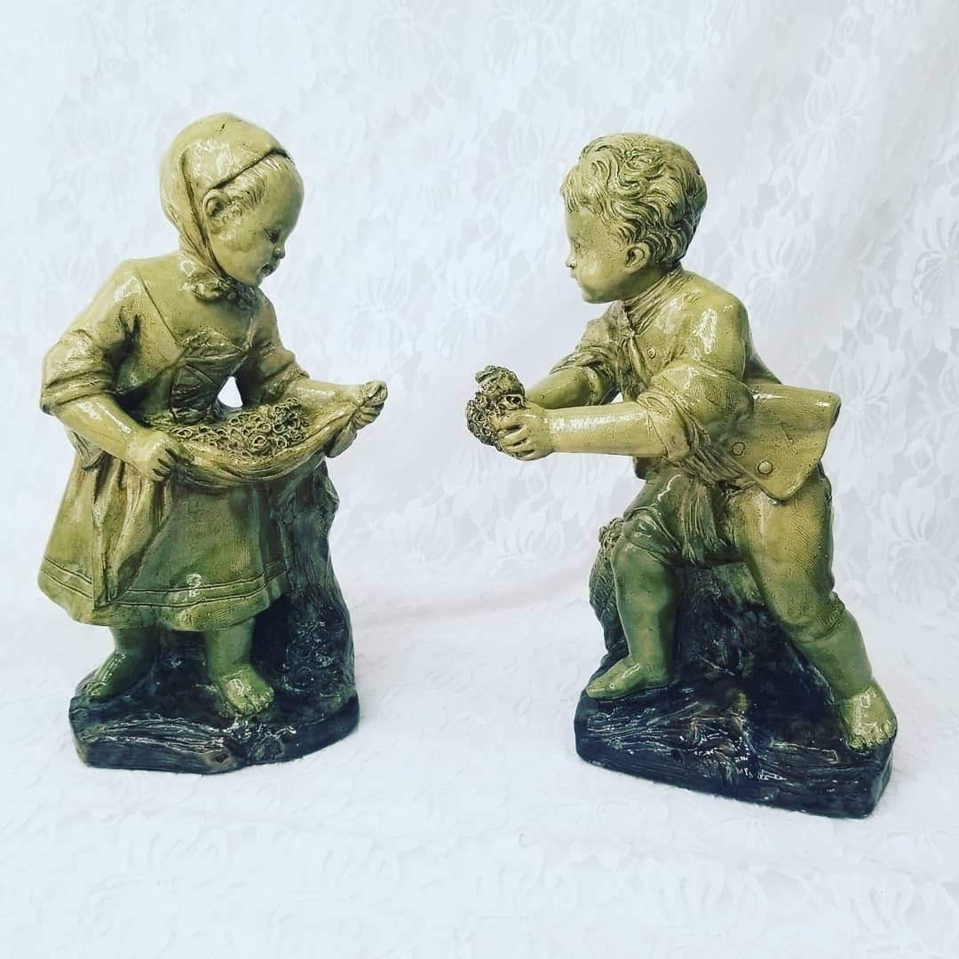 Antique Large 10 Set Of Borghese Boy And Girl Figurines Amazing Condition Dutch Children Vintage Chalkware