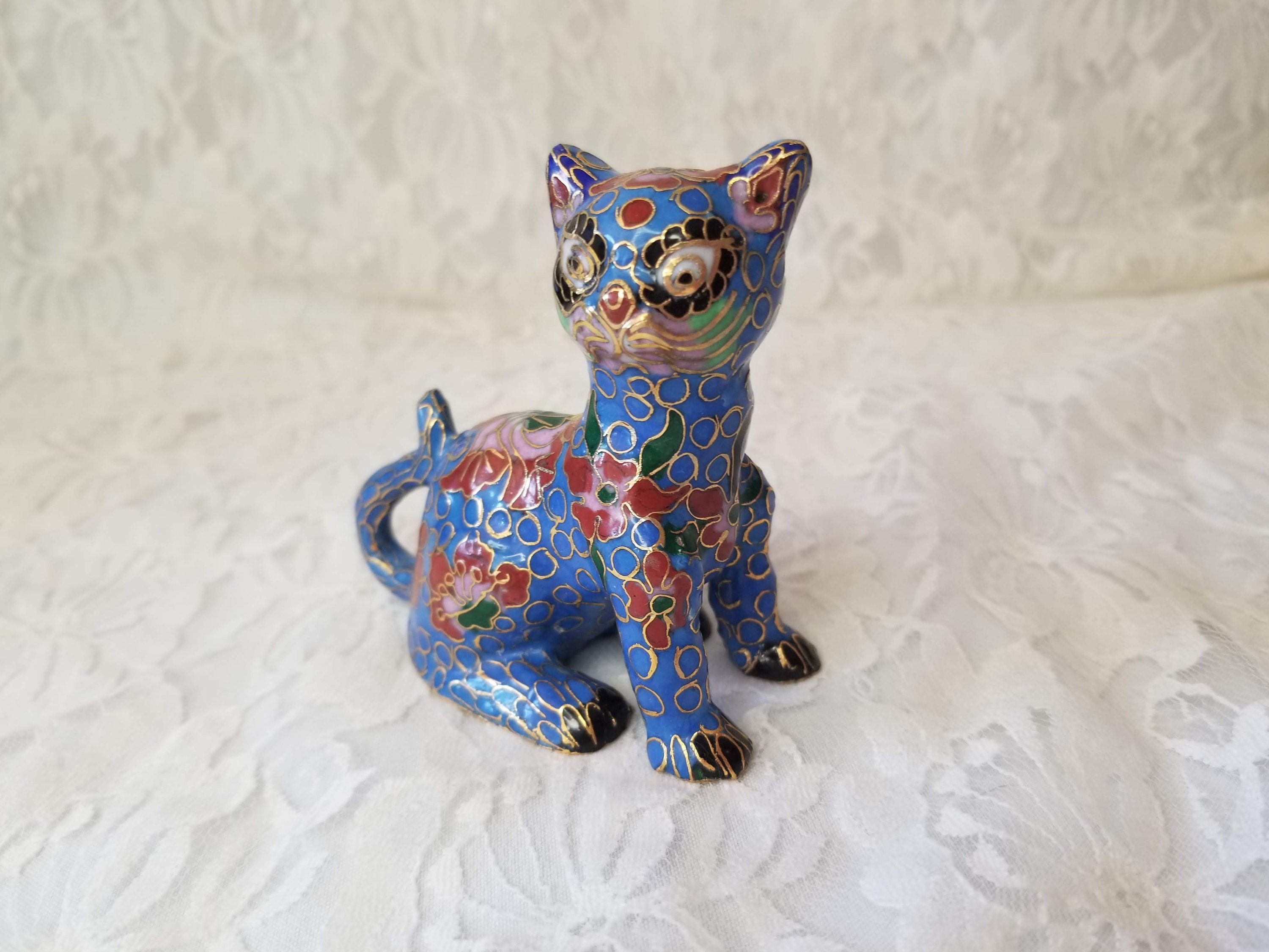 Reserved Olivia 1/1 Cloisonne Chinese Cat Figurine ~ Cat Statue ~ 3 by 3 ~ RARE with Tail
