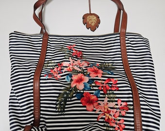 Tommy Bahama Striped Tote Bag,PRICE REDUCED Leather Handles & Floral Design