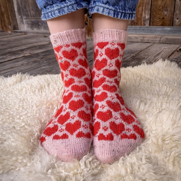 DIGITAL ITEM - I Heart socks PDF knitting pattern