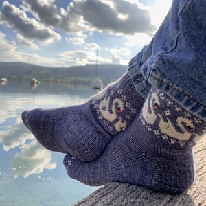 DIGITAL PDF ITEM - Swan Lake socks