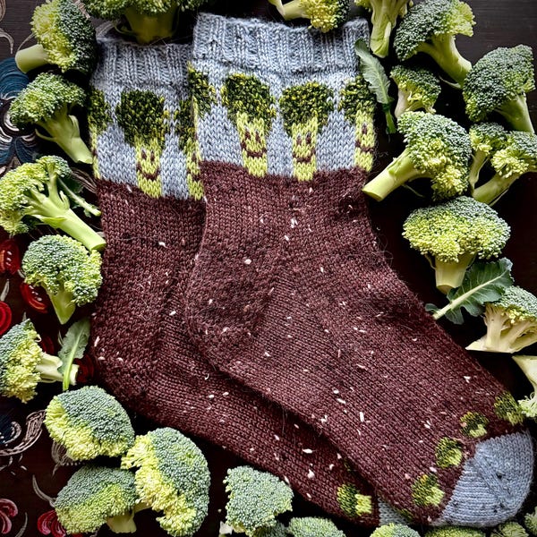 DIGITAL ITEM - PDF File. Broccoli Sockoli knitting pattern