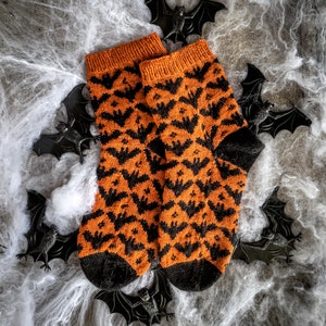 DIGITAL ITEM - Im Batty for Halloween sock pattern