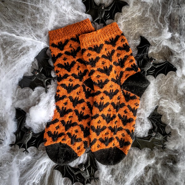 ARTICLE NUMÉRIQUE - Im Batty pour le motif de chaussettes d'Halloween