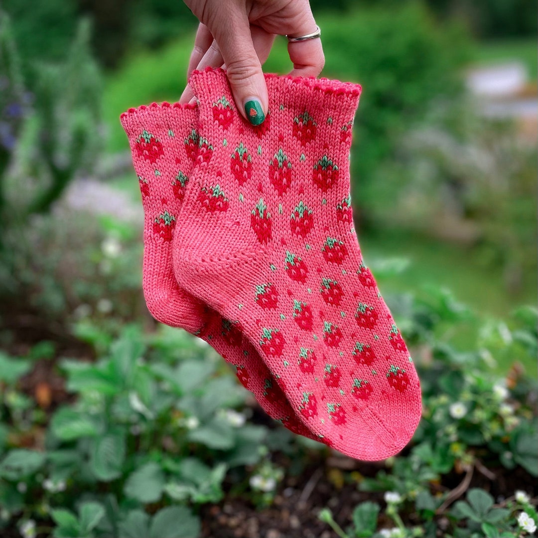DIGITAL ITEM - Itty Bitty Berry Socks PDF Knitting Pattern - Etsy