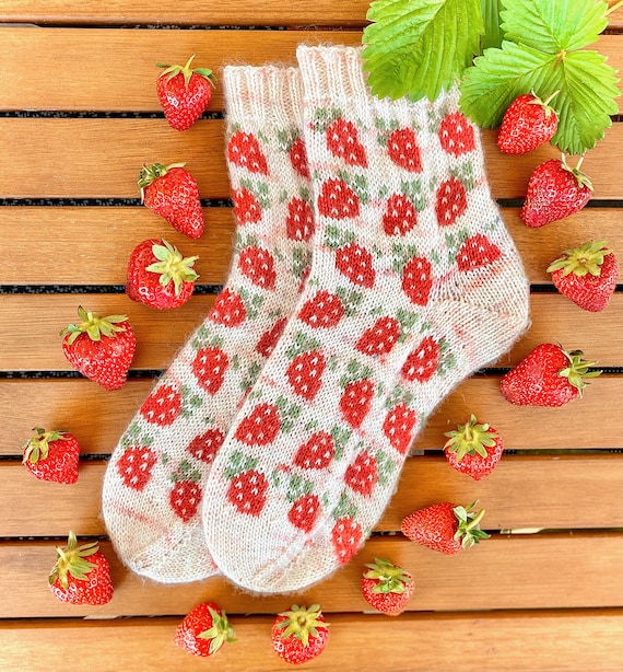 DIGITAL ITEM. Berry Special Socks Knitting Instructions -  Canada