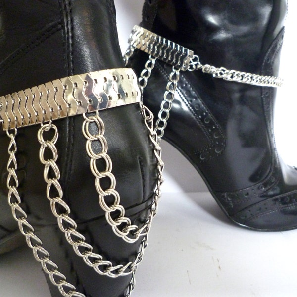 Chaînes de bottes - Paire de bracelets de bottes à talons Lucretia, bijoux pour bottes, bottines Bling, metalhead, rock chic, gothique, punk, cadeau de Noël