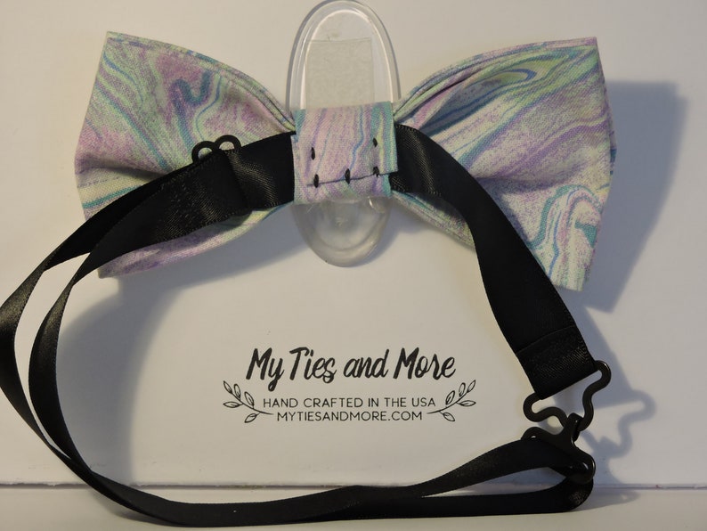 Pastel Waves Bow Tie