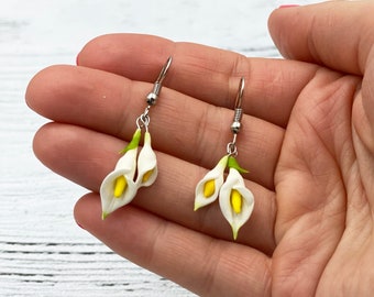 Calla lily earrings romantic flower earrings