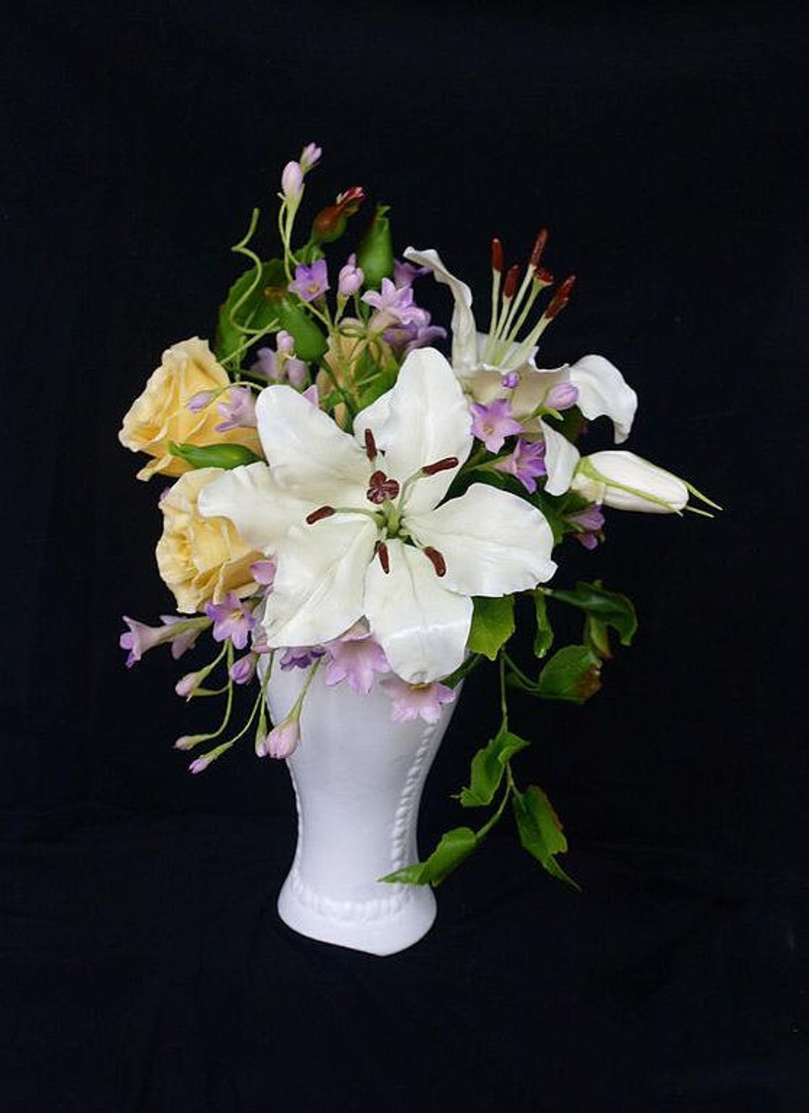 Handmade Home Decoration Bouquet of Lilies and Roses - Etsy