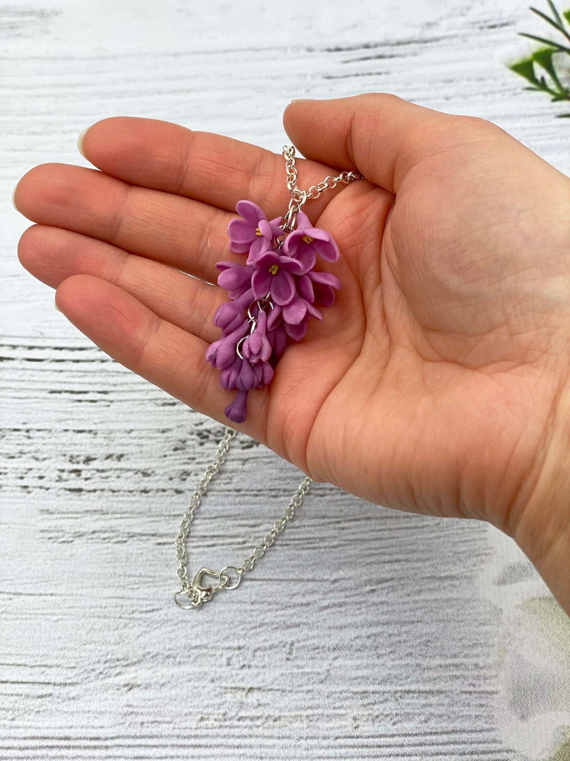 Rhett silver necklace shop in lilac mix