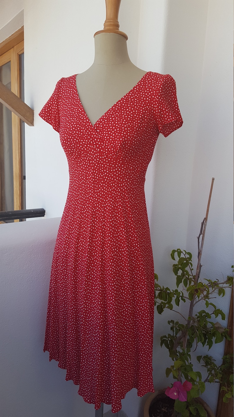 Robe Coeur-Crois?�, manches courtes, longueur au genou cr?�pe viscose imprim?� Black Vintage 100% 